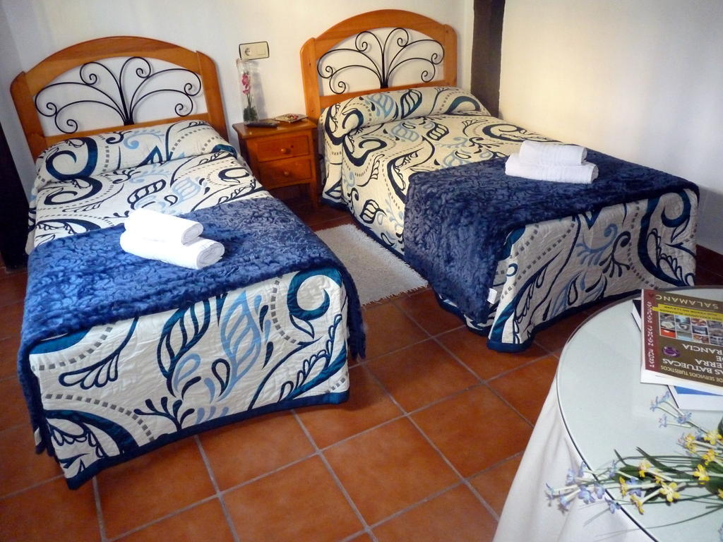 Hotel Rural Sierra De Francia Sotoserrano Стая снимка