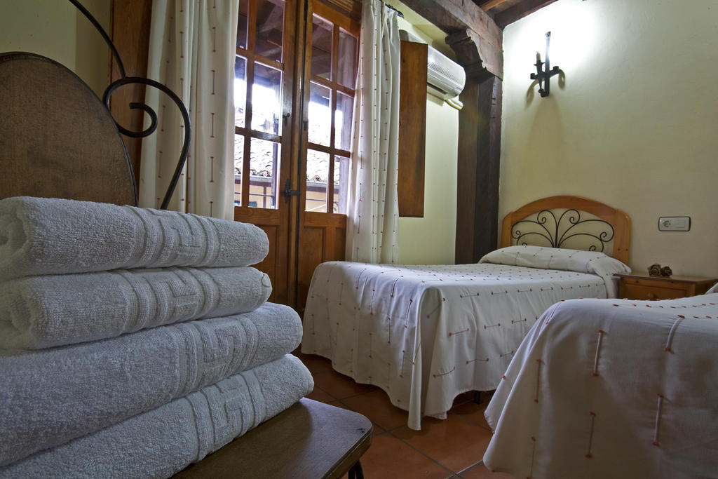 Hotel Rural Sierra De Francia Sotoserrano Стая снимка